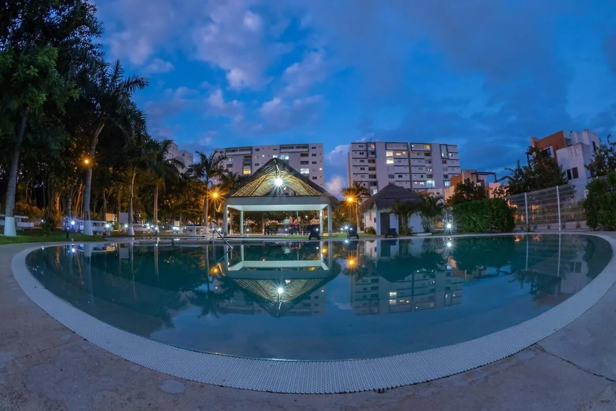 Apartment In Cancun Mexico