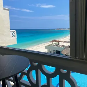Plaza Mexico Apartment